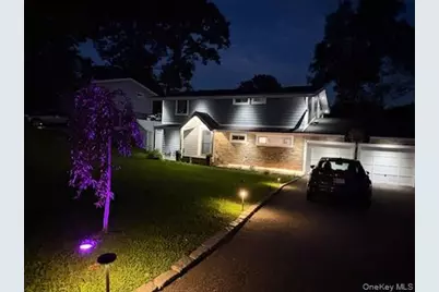 28 Florida Avenue, Commack, NY 11725 - Photo 2
