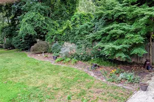 149 Grassy Pond Dr S, Smithtown, NY 11787 - Photo 2