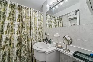84-29 153rd Ave, Howard Beach, NY 11414 - Photo 16