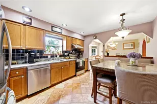 26 Probst Dr, Shirley, NY 11967 - Photo 8