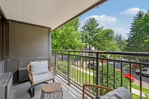15 Stewart Pl, White Plains, NY 10603 - Photo 26