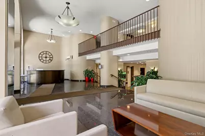 15 Stewart Place #1S, White Plains, NY 10603 - Photo 2
