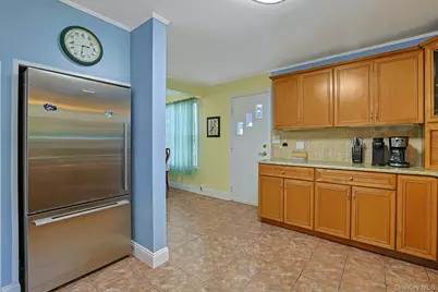 157 Whitman Road, Yonkers, NY 10710 - Photo 10