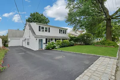157 Whitman Road, Yonkers, NY 10710 - Photo 2