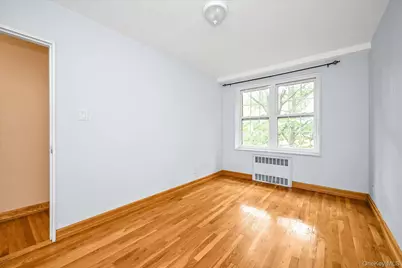 140-18 Burden Crescent #411, Briarwood, NY 11435 - Photo 8