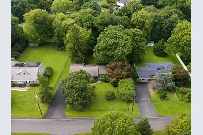 61 S Airmont Road, Suffern, NY 10901 - Photo 2
