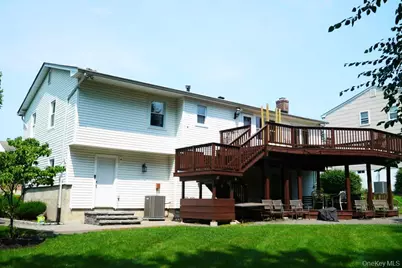 19 Pittsford Way, Nanuet, NY 10954 - Photo 32