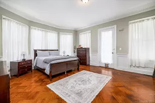 1 Ridgewood Dr, Wantagh, NY 11793 - Photo 10
