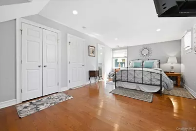 151 New York Avenue, West Babylon, NY 11704 - Photo 24