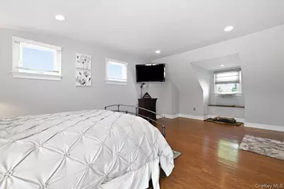 151 New York Avenue, West Babylon, NY 11704 - Photo 26