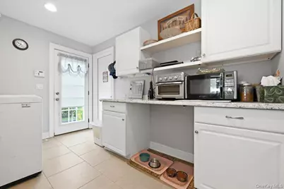151 New York Avenue, West Babylon, NY 11704 - Photo 22