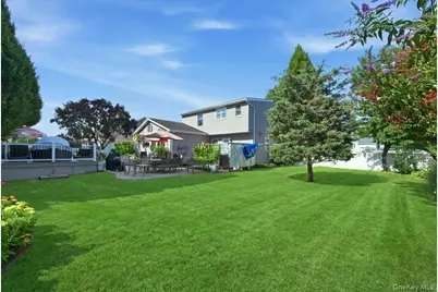 151 New York Avenue, West Babylon, NY 11704 - Photo 34