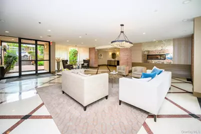20 Canterbury Road #3A, Great Neck, NY 11021 - Photo 2