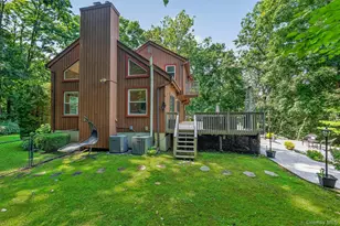 2278 Hunterbrook Rd, Yorktown Heights, NY 10598 - Photo 38