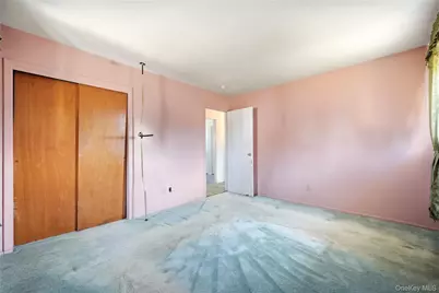 835 7th Street, West Babylon, NY 11704 - Photo 12