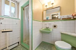 835 7th St, West Babylon, NY 11704 - Photo 26
