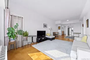 61-20 Grand Central Pkwy, Forest Hills, NY 11375 - Photo 10
