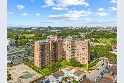 61-20 Grand Central Parkway #A1508, Forest Hills, NY 11375 - Photo 4