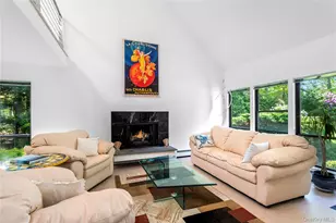 6 Strathmore Ct, Remsenburg, NY 11960 - Photo 4