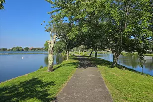 100 Lee Ave, Babylon, NY 11702 - Photo 22