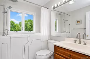 137 Fields Ln, Peekskill, NY 10566 - Photo 18