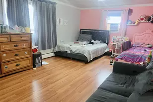 312 E Columbia St, Hempstead, NY 11550 - Photo 4
