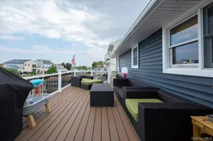2695 Ocean Ave, Seaford, NY 11783 - Photo 42