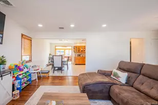 2695 Ocean Ave, Seaford, NY 11783 - Photo 8