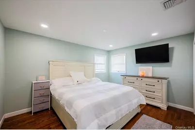 2695 Ocean Avenue, Seaford, NY 11783 - Photo 24
