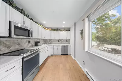 40 W 4th Street #60, Patchogue, NY 11772 - Photo 12