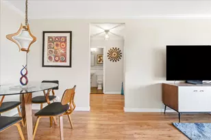 70-25 Yellowstone Blvd, Forest Hills, NY 11375 - Photo 18