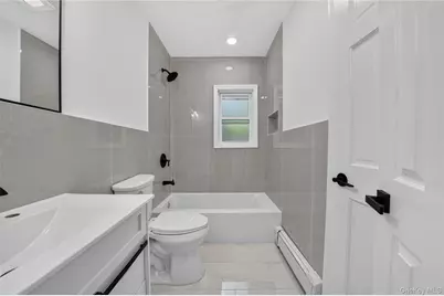 10 Field Place, Huntington Station, NY 11746 - Photo 14