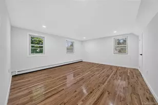 10 Field Pl, Huntington Station, NY 11746 - Photo 16