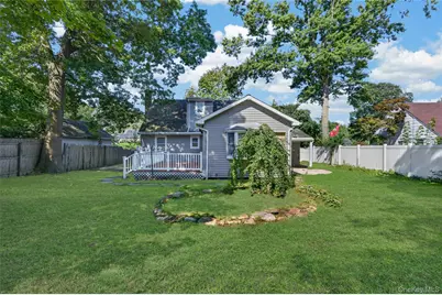 10 Field Place, Huntington Station, NY 11746 - Photo 24