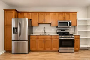 887 Pine St, Brooklyn, NY 11208 - Photo 4