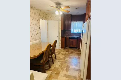 6515 180th Street, Fresh Meadows, NY 11365 - Photo 4