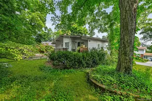 69 Stonewall Cir, White Plains, NY 10607 - Photo 44