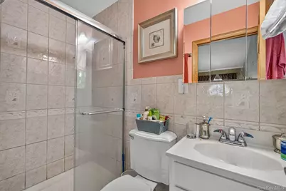 69 Stonewall Circle, White Plains, NY 10607 - Photo 30