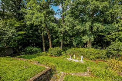 33 Dexter Road, Yonkers, NY 10710 - Photo 32
