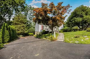 33 Dexter Rd, Yonkers, NY 10710 - Photo 4