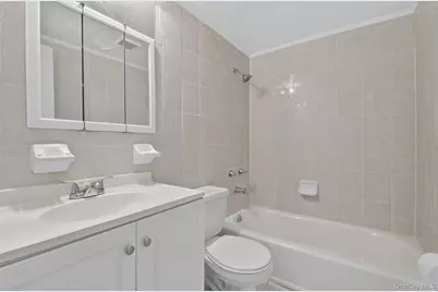 6144 164th Street, Flushing, NY 11365 - Photo 12