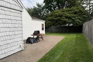 32 Griddle Ln, Levittown, NY 11756 - Photo 6