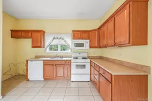 55 Strawtown Rd, New City, NY 10956 - Photo 38