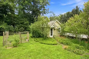100 Whitlockville Rd, Katonah, NY 10536 - Photo 6