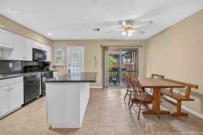 38 Milford Lane, Suffern, NY 10901 - Photo 12