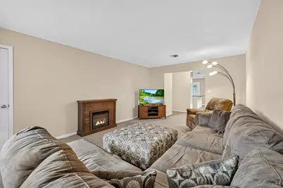 38 Milford Lane, Suffern, NY 10901 - Photo 10