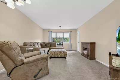 38 Milford Lane, Suffern, NY 10901 - Photo 6