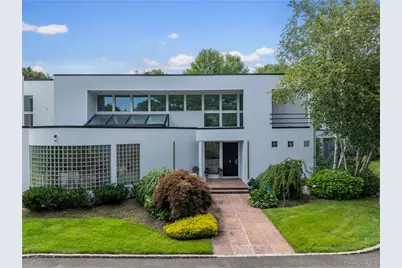 1 Vista Drive, Syosset, NY 11791 - Photo 4