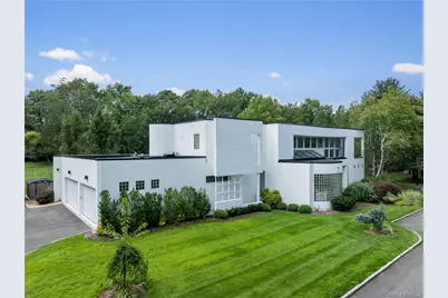 1 Vista Drive, Syosset, NY 11791 - Photo 20