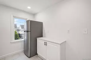 93-14 211th St, Queens Village, NY 11428 - Photo 6